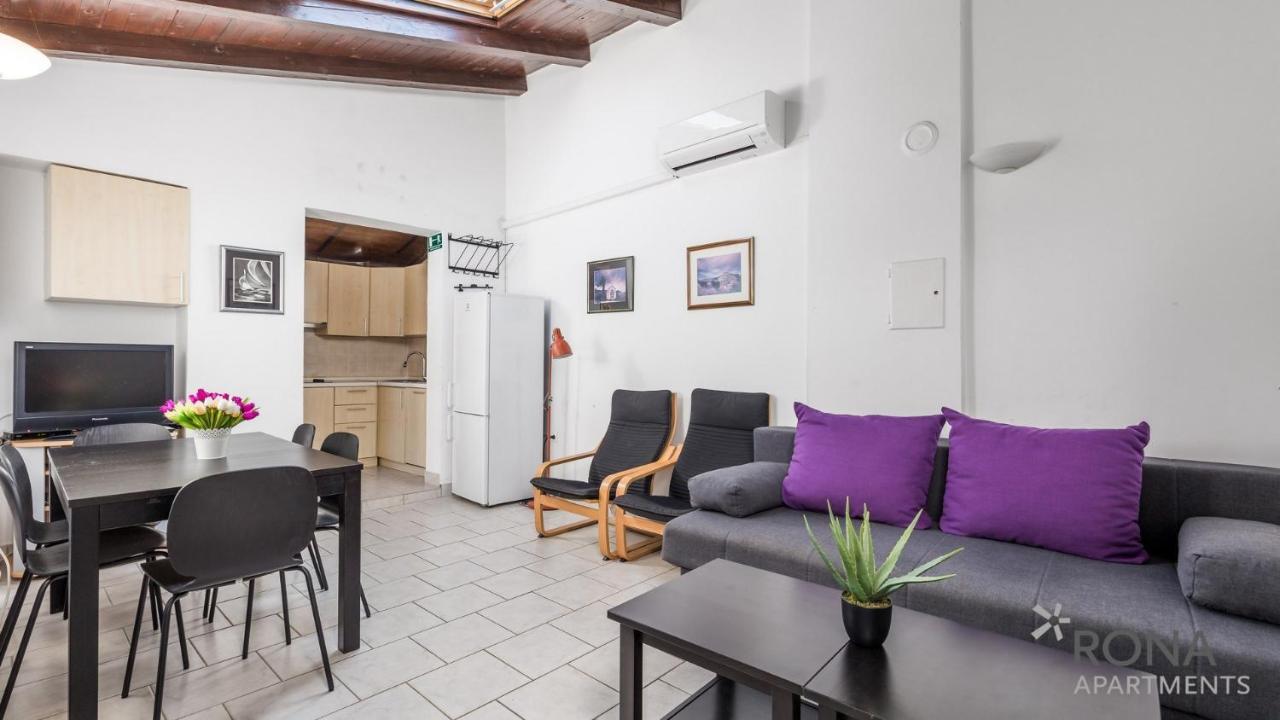 Rona Holiday Home Ana Poreč Eksteriør billede